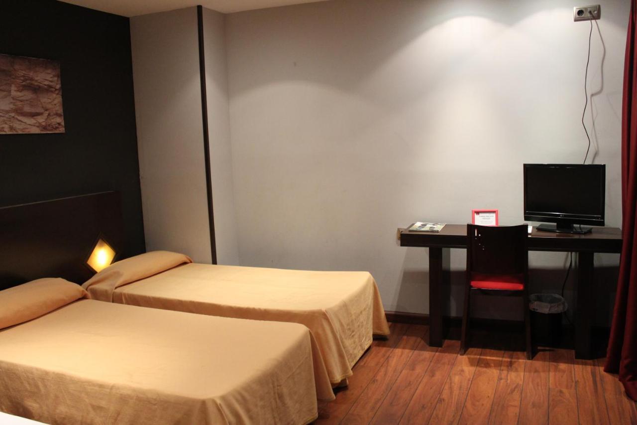 Hostal Royal Almorox Zewnętrze zdjęcie